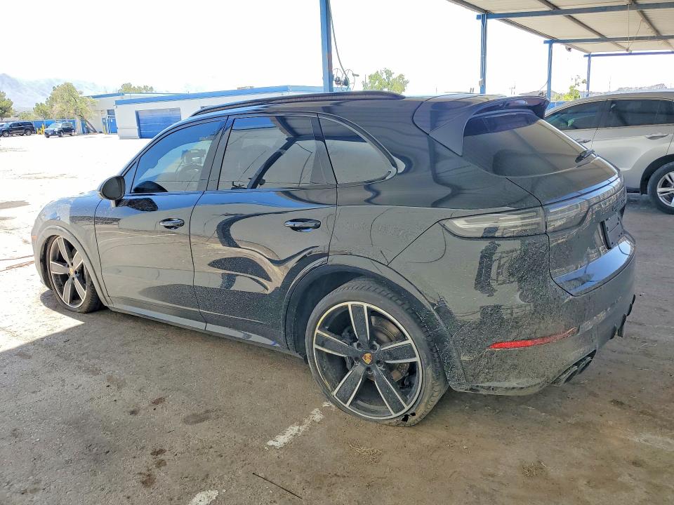 Photo 2 from auction – 2023 PORSCHE CAYENNE with VIN WP1AG2AY7PDA18819