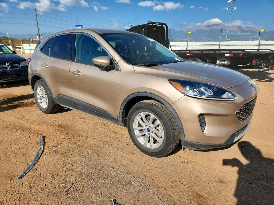 Photo 4 from auction – 2020 FORD ESCAPE with VIN 1FMCU9G66LUA64942