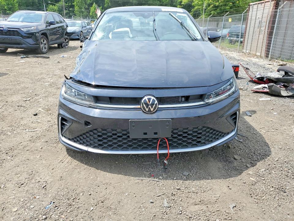 Photo 5 from auction – 2026 VOLKSWAGEN JETTA with VIN 3VW7W7BU5TM031328