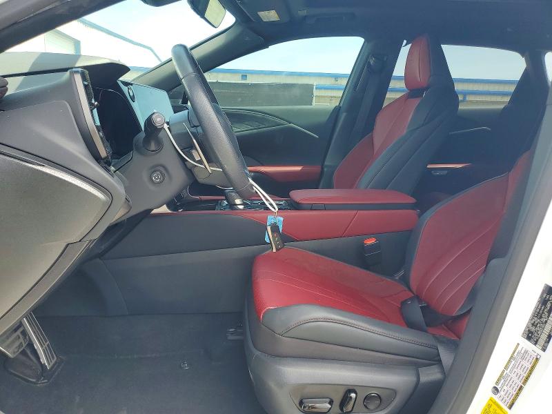 Zdjęcie 7 z aukcji – 2024 LEXUS RX z VIN 2T2BCMEA0RC019302