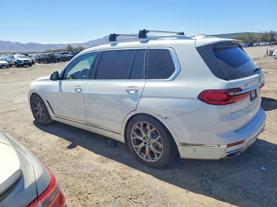 Photo 2 from auction – 2022 BMW X7 with VIN 5UXCW2C06N9K46801
