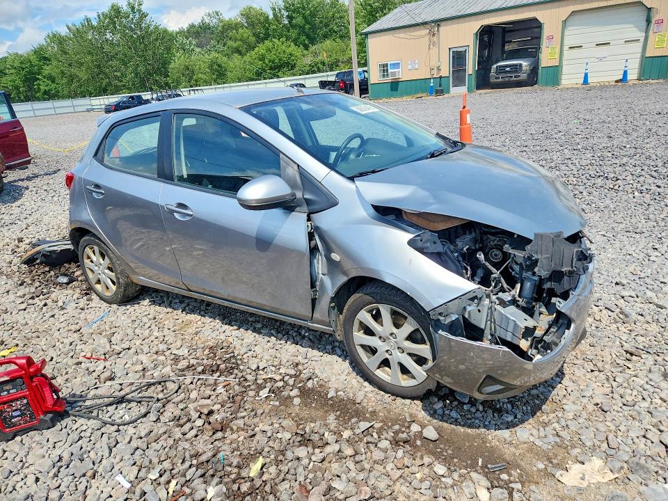 Foto 4 de la subasta – 2011 MAZDA MAZDA2 con VIN JM1DE1HY4B0131034