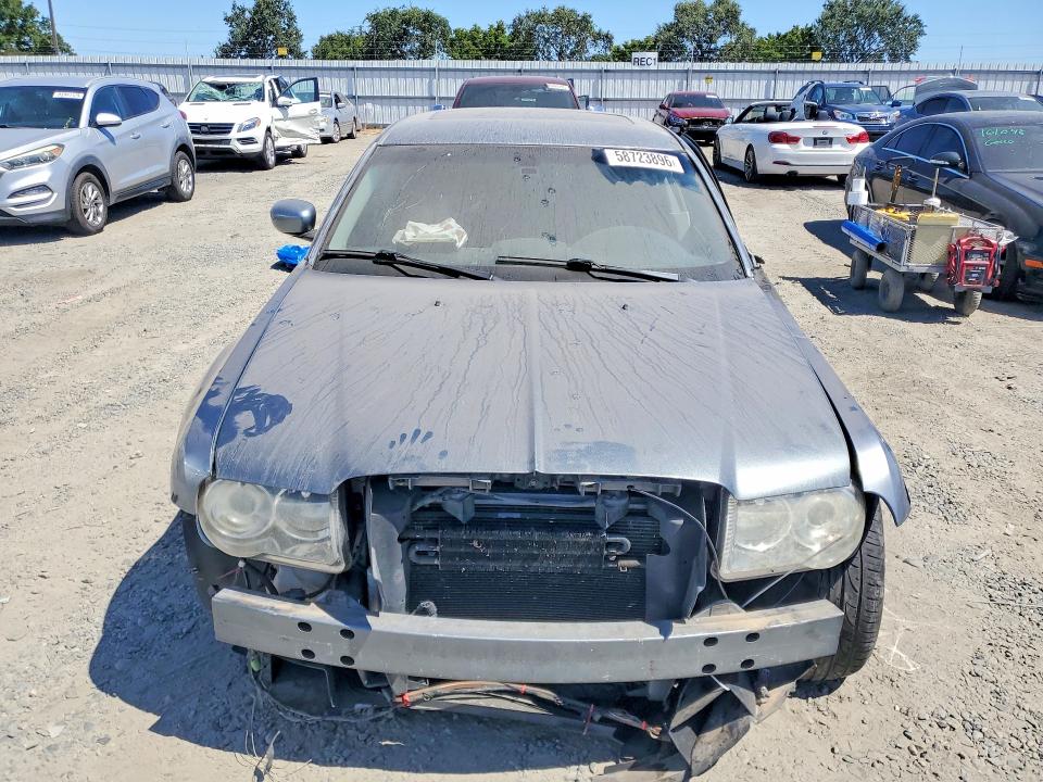Photo 5 from auction – 2006 CHRYSLER 300C with VIN 2C3LA73W26H395665