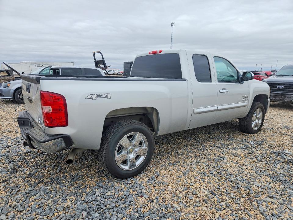 Photo 3 from auction – 2011 CHEVROLET SILVERADO2 with VIN 1GCRKSE39BZ378364