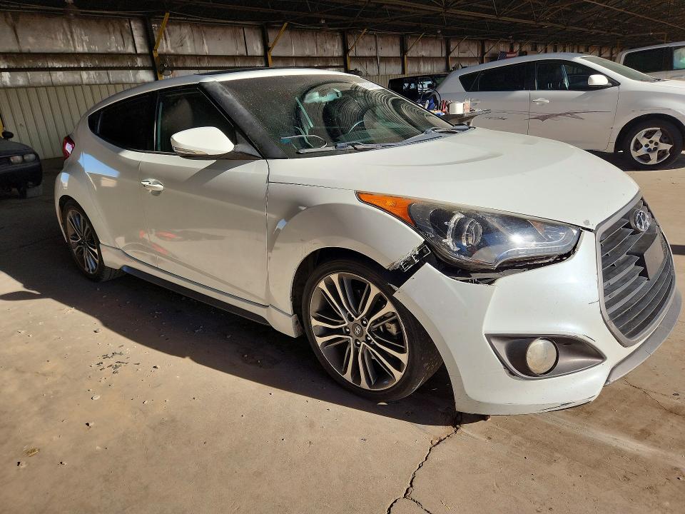 Photo 4 from auction – 2017 HYUNDAI VELOSTER with VIN KMHTC6AE8HU310320