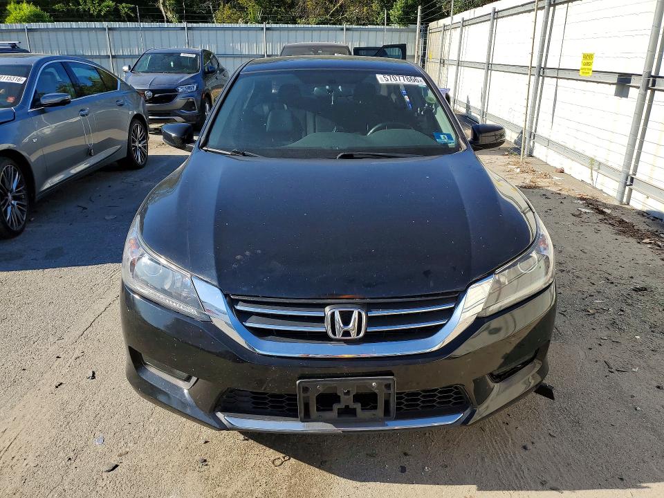 Photo 5 from auction – 2013 HONDA ACCORD with VIN 1HGCR2F5XDA254480