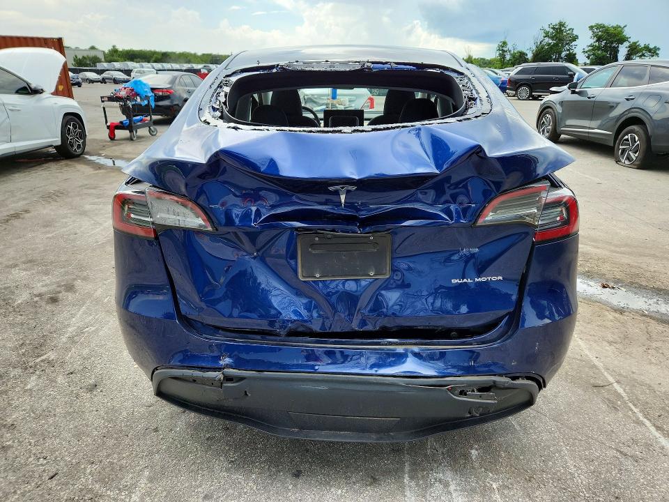 Photo 6 from auction – 2024 TESLA MODEL Y with VIN 7SAYGDEE4RA224347