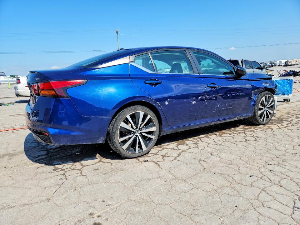 Photo 3 from auction – 2021 NISSAN ALTIMA with VIN 1N4BL4CV8MN313892