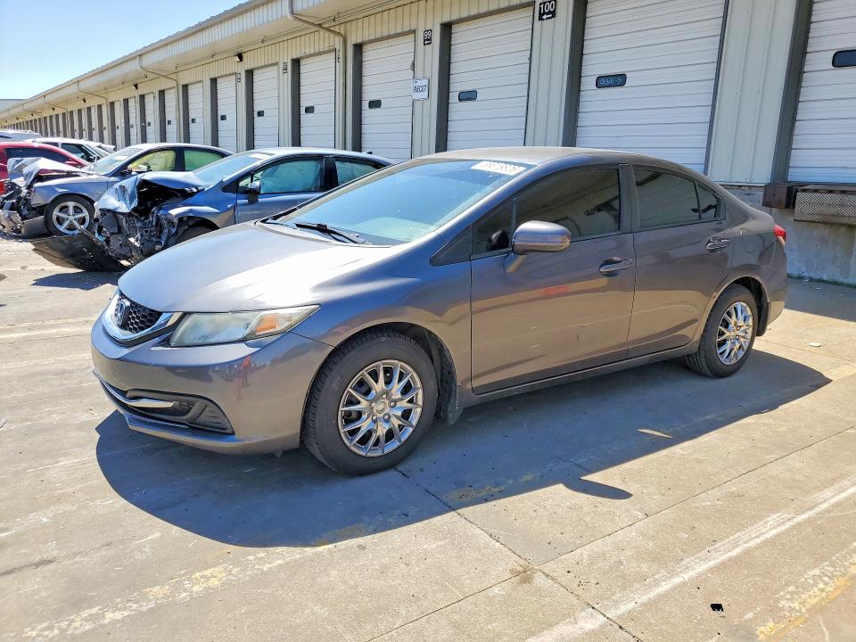 HONDA CIVIC 2015 with VIN 19XFB2F57FE114547 - Photo from auction