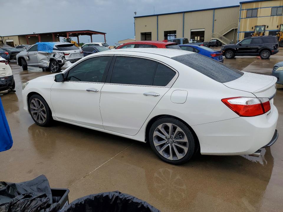 Photo 2 from auction – 2014 HONDA ACCORD with VIN 1HGCR2F5XEA245604