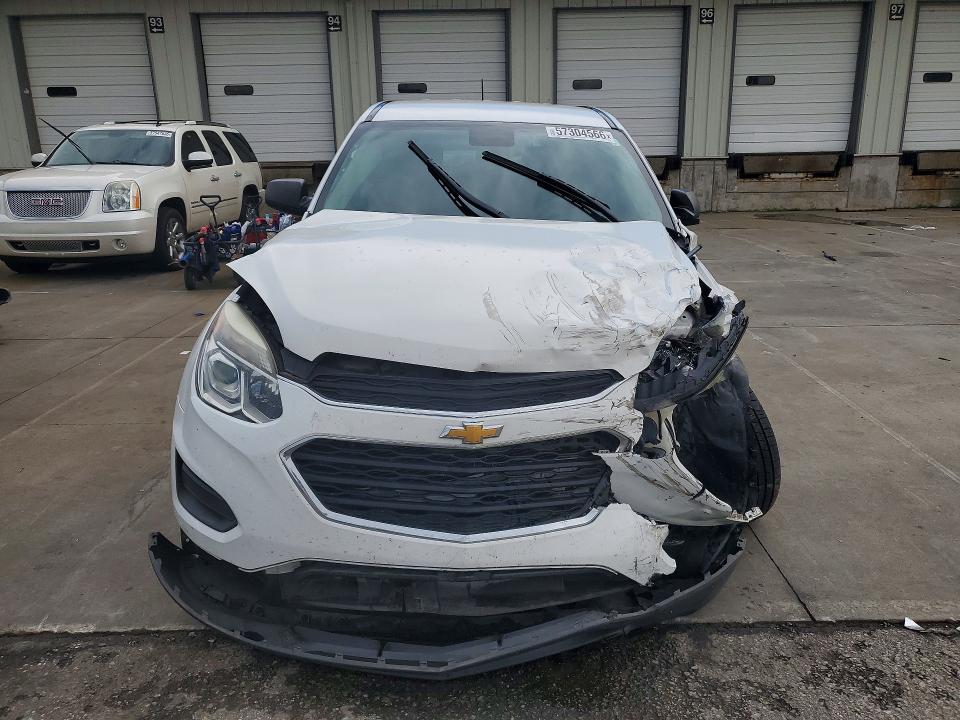 Photo 5 from auction – 2017 CHEVROLET EQUINOX with VIN 2GNALBEKXH1553666