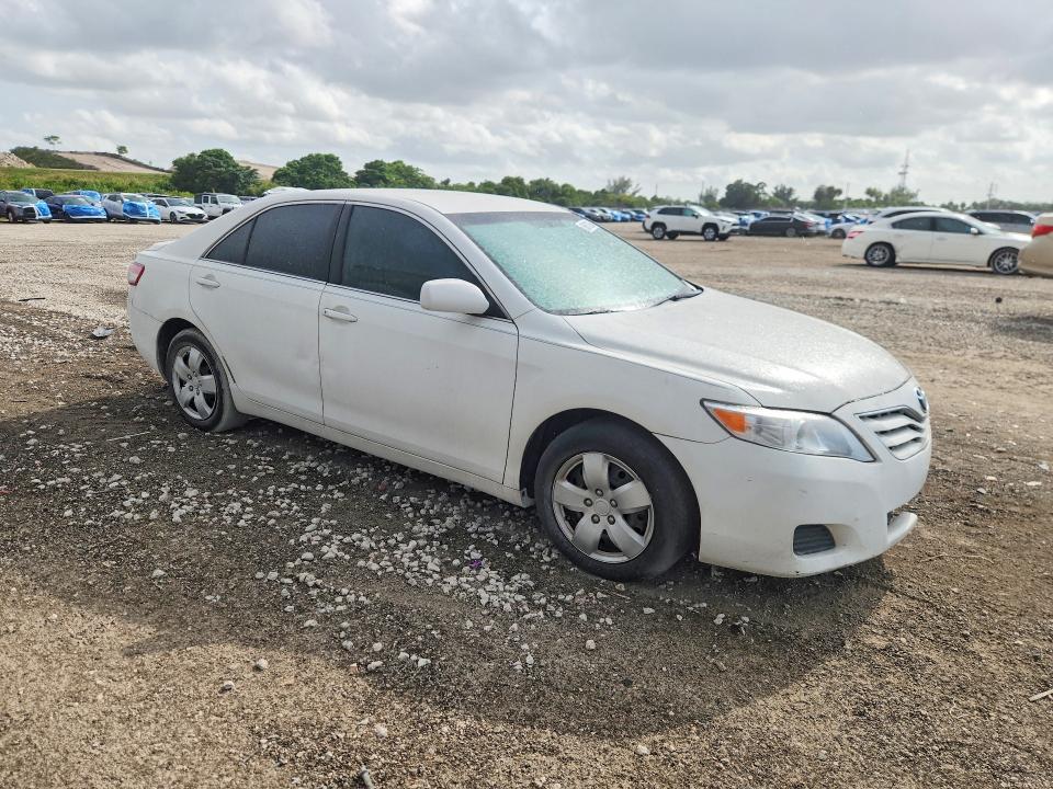 Photo 4 from auction – 2011 TOYOTA CAMRY with VIN 4T1BF3EK7BU710622