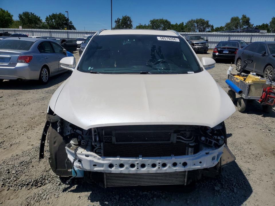 Photo 5 from auction – 2019 LINCOLN MKC with VIN 5LMCJ3D91KUL11834