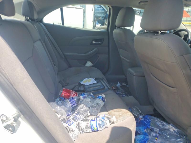 Photo 10 from auction – 2015 CHEVROLET MALIBU with VIN 1G11A5SL1FF270164