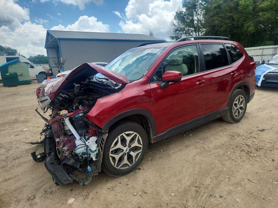 SUBARU FORESTER 2019 with VIN JF2SKAGC2KH561766 - Photo from auction