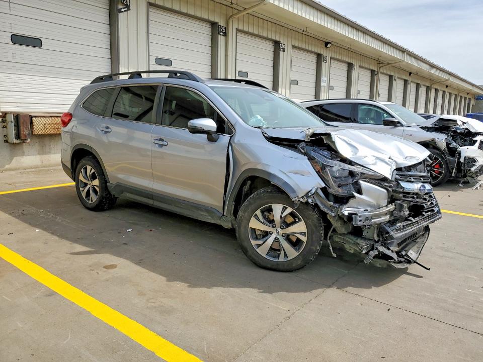 Photo 4 from auction – 2023 SUBARU ASCENT with VIN 4S4WMACD4P3461645