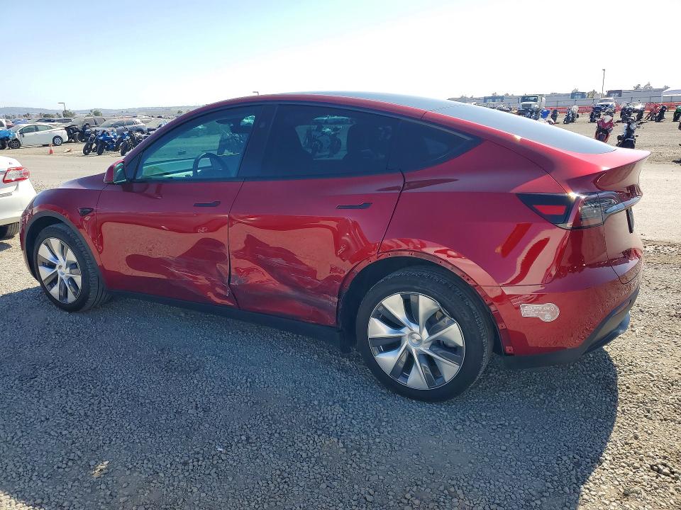 Photo 2 from auction – 2024 TESLA MODEL Y with VIN 7SAYGDEE5RA254487