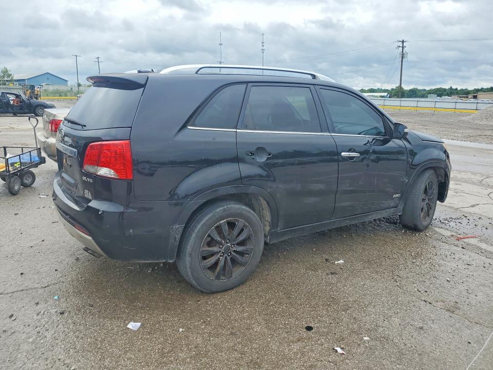 Photo 3 from auction – 2011 KIA SORENTO with VIN 5XYKWDA21BG098953