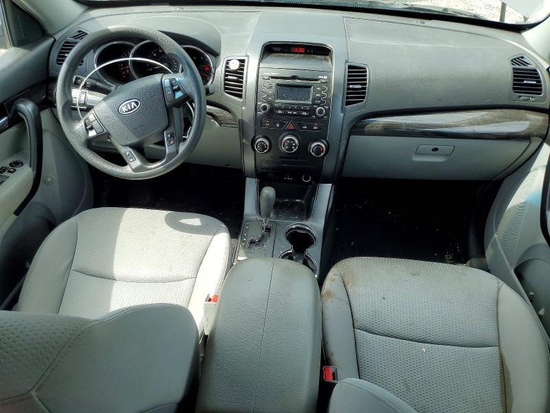 Photo 8 from auction – 2012 KIA SORENTO with VIN 5XYKT4A14CG252685
