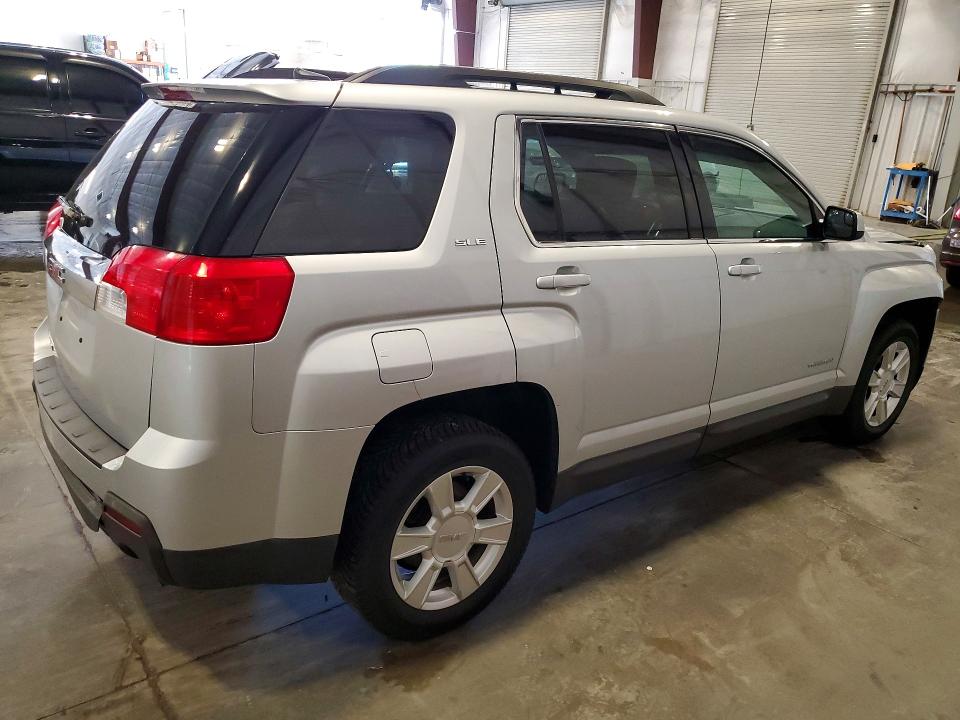 Photo 3 from auction – 2013 GMC TERRAIN with VIN 2GKFLSE37D6382092