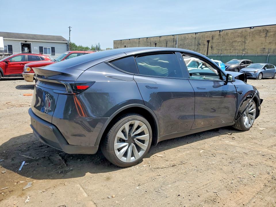 Photo 3 from auction – 2026 TESLA MODEL Y with VIN 7SAYGDEE3TA500959