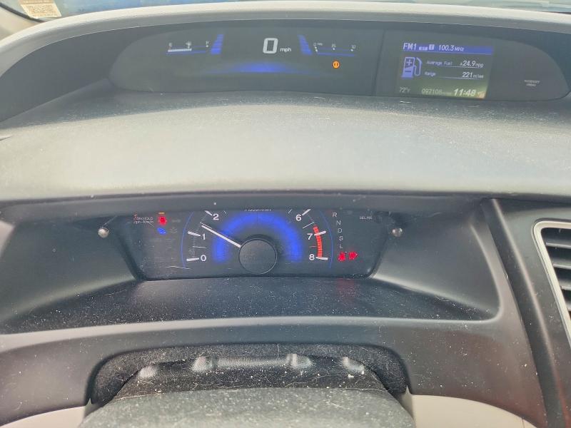 Photo 9 from auction – 2015 HONDA CIVIC with VIN 2HGFB2F57FH528529