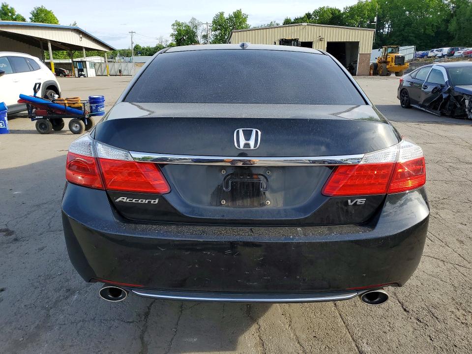 Photo 6 from auction – 2014 HONDA ACCORD with VIN 1HGCR3F83EA016181