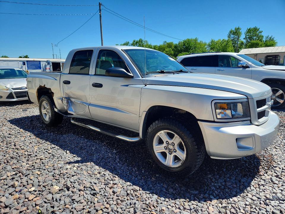 Photo 4 from auction – 2010 DODGE DAKOTA with VIN 1D7CW3GK0AS173193