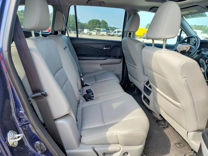 Photo 11 from auction – 2017 HONDA PILOT with VIN 5FNYF5H54HB001731