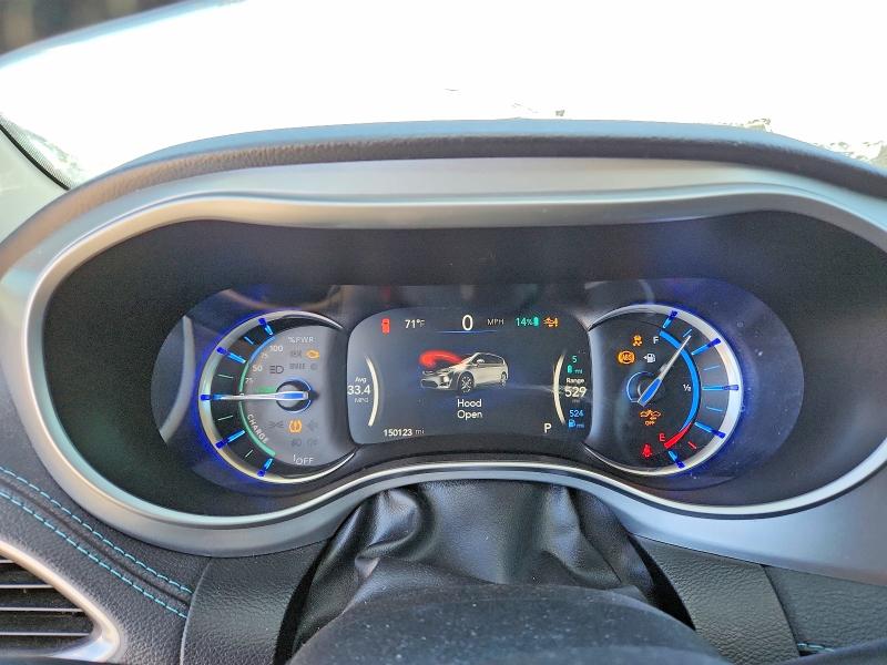 Photo 9 from auction – 2017 CHRYSLER PACIFICA with VIN 2C4RC1N77HR739961