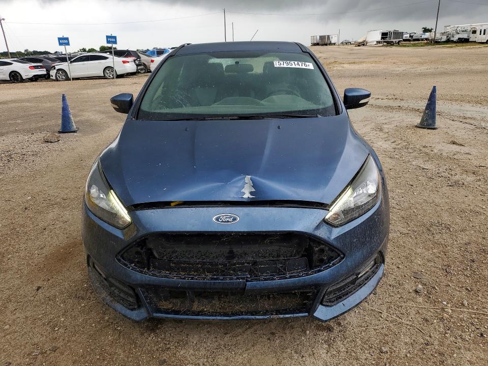 Photo 5 from auction – 2018 FORD FOCUS with VIN 1FADP3L92JL209528