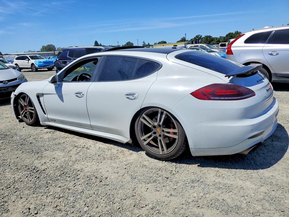 Photo 2 from auction – 2016 PORSCHE PANAMERA with VIN WP0AF2A70GL080869