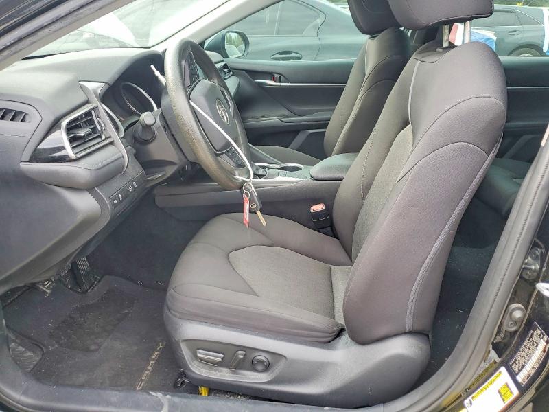 Photo 7 from auction – 2022 TOYOTA CAMRY with VIN 4T1C11AK3NU696624