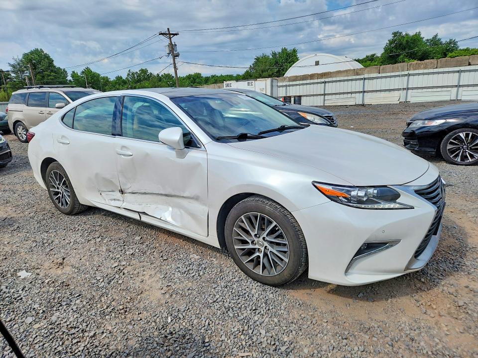 Photo 4 from auction – 2018 LEXUS ES 350 with VIN 58ABK1GG0JU110170