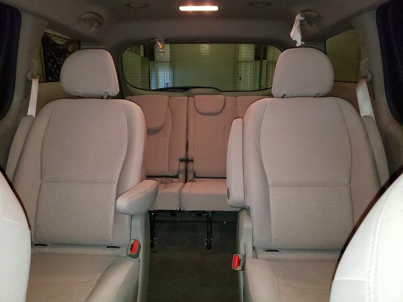 Photo 10 from auction – 2018 KIA SEDONA with VIN KNDMA5C11J6380707