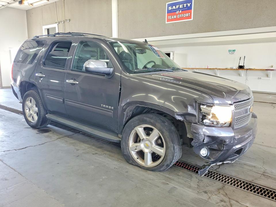 Photo 4 from auction – 2010 CHEVROLET TAHOE with VIN 1GNUKBE01AR287546