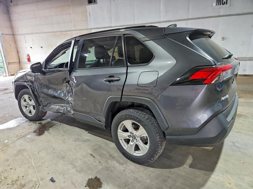 Photo 2 from auction – 2020 TOYOTA RAV4 with VIN 2T3P1RFV4LC077233