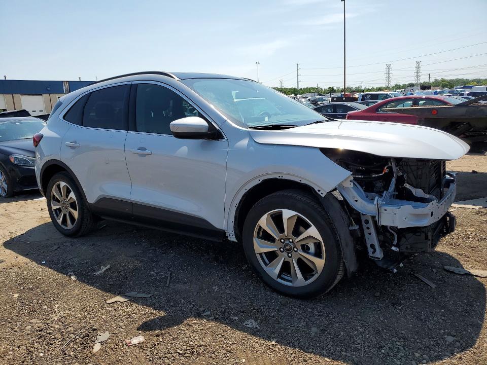 Photo 4 from auction – 2025 FORD ESCAPE with VIN 1FMCU9JA6SUA51989
