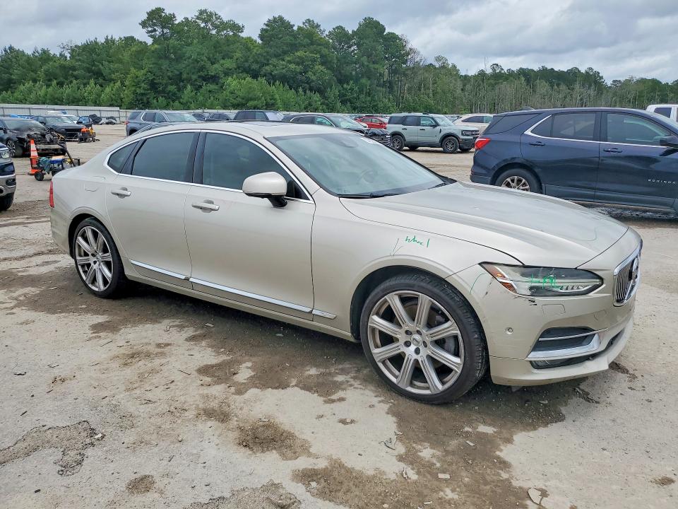 Photo 4 from auction – 2017 VOLVO S90 with VIN YV1A22MLXH1017421