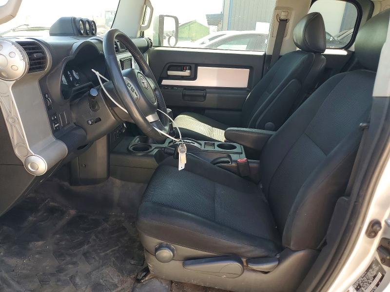 Photo 7 from auction – 2007 TOYOTA FJ CRUISER with VIN JTEBU11F270042455