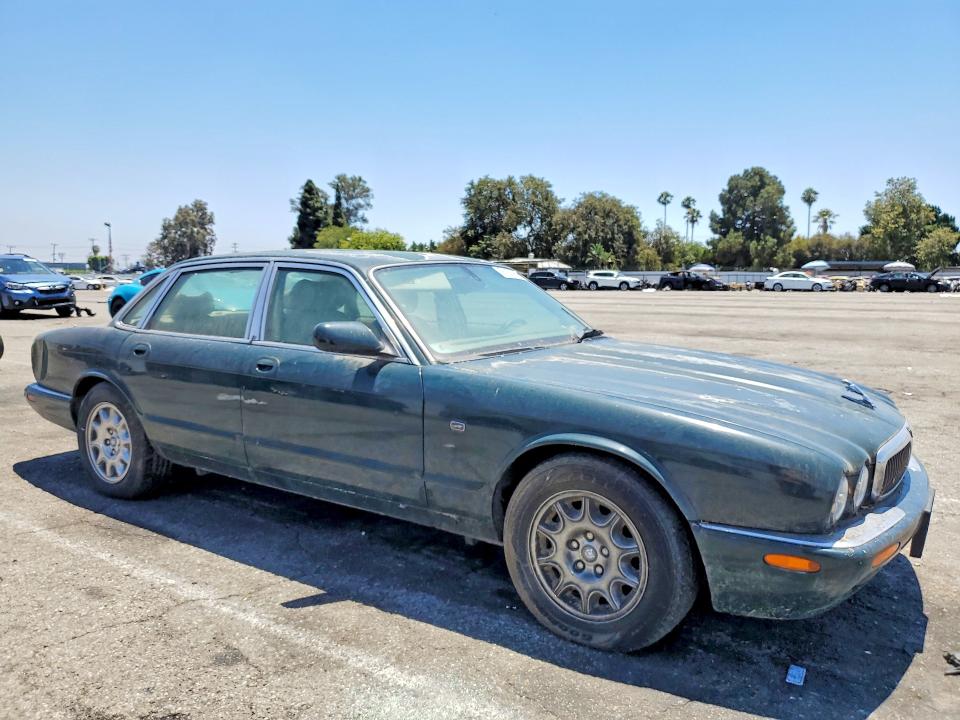 Photo 4 from auction – 2003 JAGUAR XJ8 with VIN SAJDA14C53LF55302