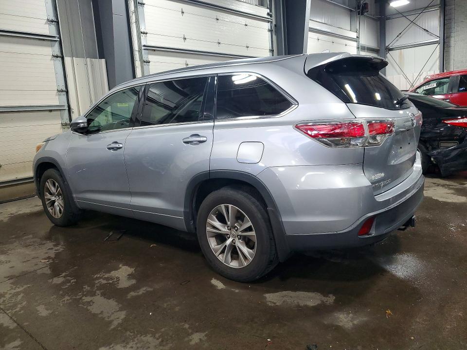 Photo 2 from auction – 2015 TOYOTA HIGHLANDER with VIN 5TDJKRFH9FS123334