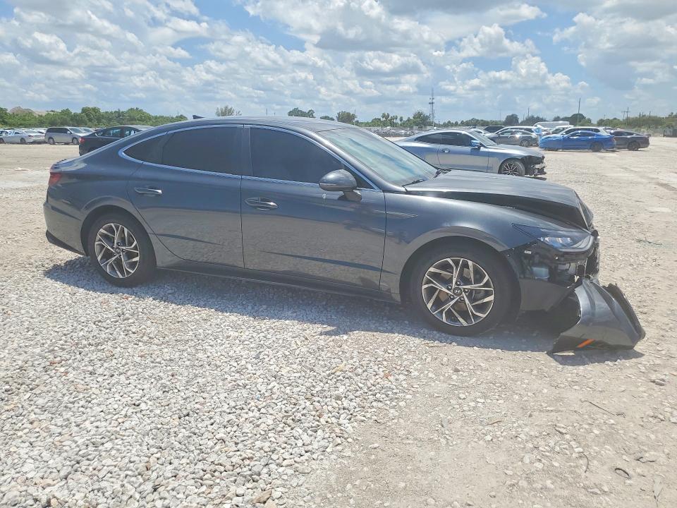 Photo 4 from auction – 2021 HYUNDAI SONATA with VIN KMHL64JA8MA145938