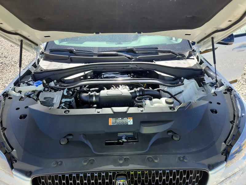 Photo 12 from auction – 2024 LINCOLN AVIATOR with VIN 5LM5J7XC3RGL04724