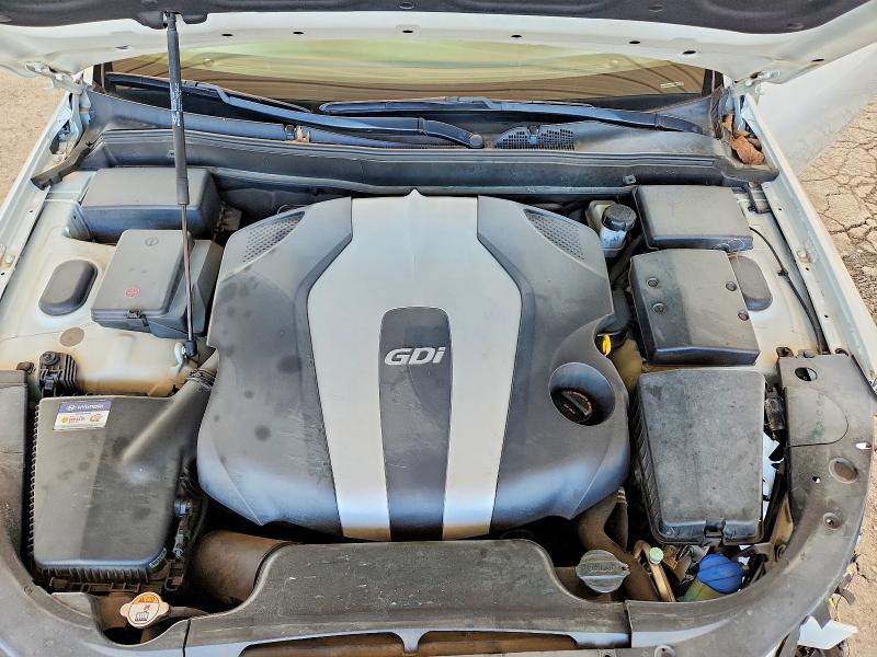 Photo 11 from auction – 2013 HYUNDAI GENESIS with VIN KMHGC4DD4DU240401