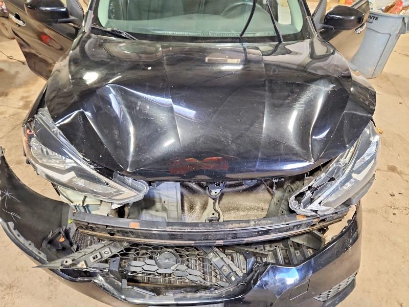 Photo 11 from auction – 2016 NISSAN SENTRA with VIN 3N1AB7AP7GY324598