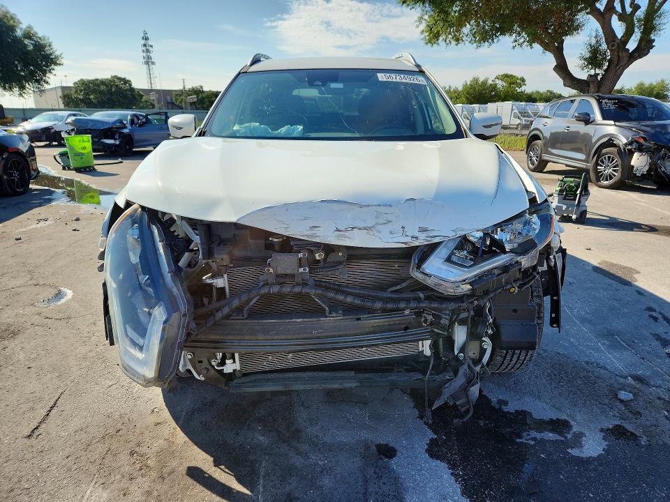 Photo 5 from auction – 2019 NISSAN ROGUE with VIN 5N1AT2MTXKC710807