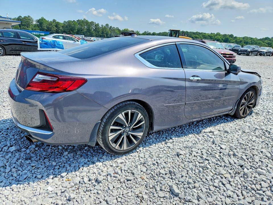 Photo 3 from auction – 2017 HONDA ACCORD with VIN 1HGCT1B82HA010100
