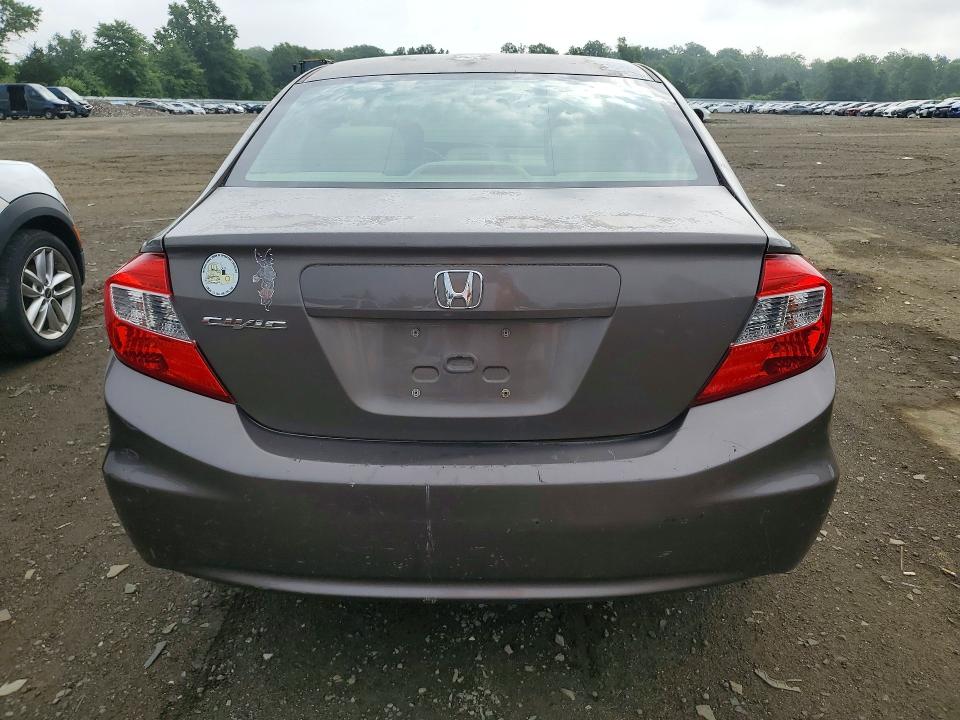 Photo 6 from auction – 2012 HONDA CIVIC with VIN 2HGFB2F50CH569323