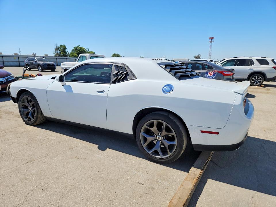 Photo 2 from auction – 2018 DODGE CHALLENGER with VIN 2C3CDZAG7JH259393